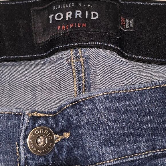 Torrid Bombshell Skinny Jean Super Soft‎ Stretch Medium Wash Plus Size 20 - Picture 11 of 11